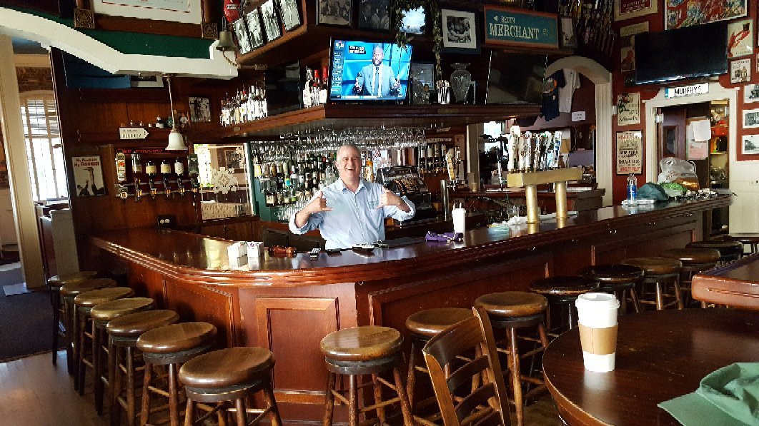 MURPHY #39 S BAR GRILL Honolulu Downtown Honolulu Restaurant Reviews
