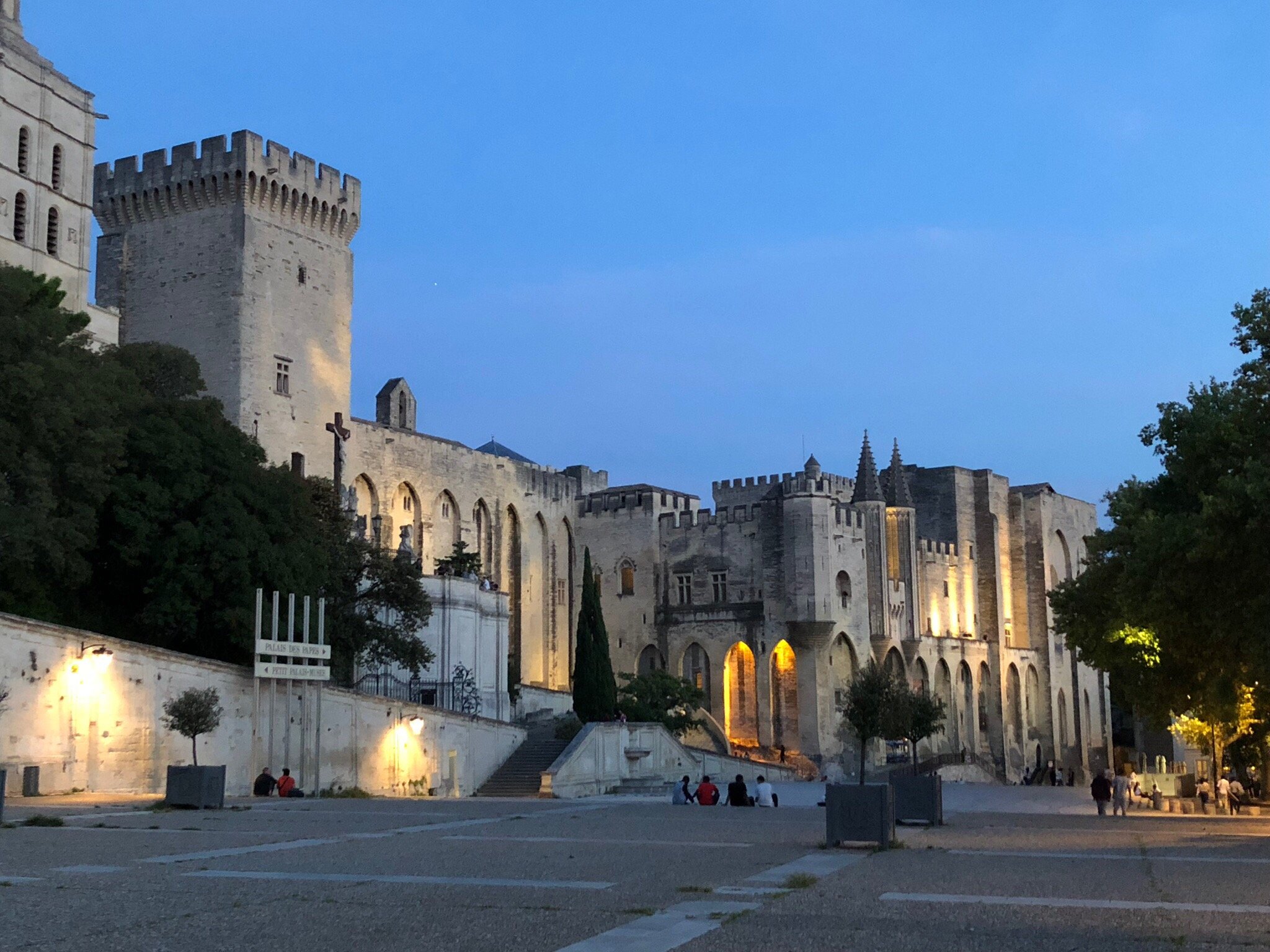 Face Au Palais B&B (Avignon) : Tarifs 2022 Mis à Jour, 12 Avis Et 35 ...