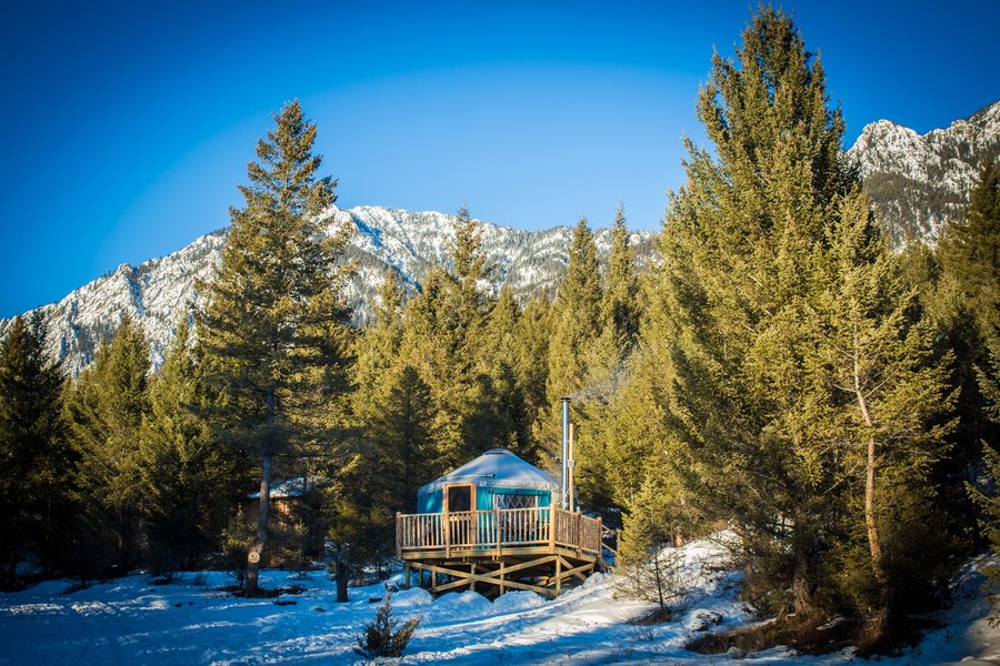 Radius Retreat - UPDATED Prices, Reviews & Photos (Radium Hot Springs ...