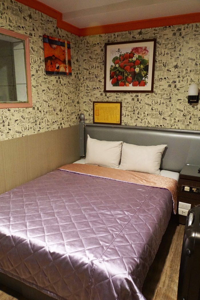 One Plus One Hotel 27 3 8 Prices Hostel Reviews Wanhua Taipei