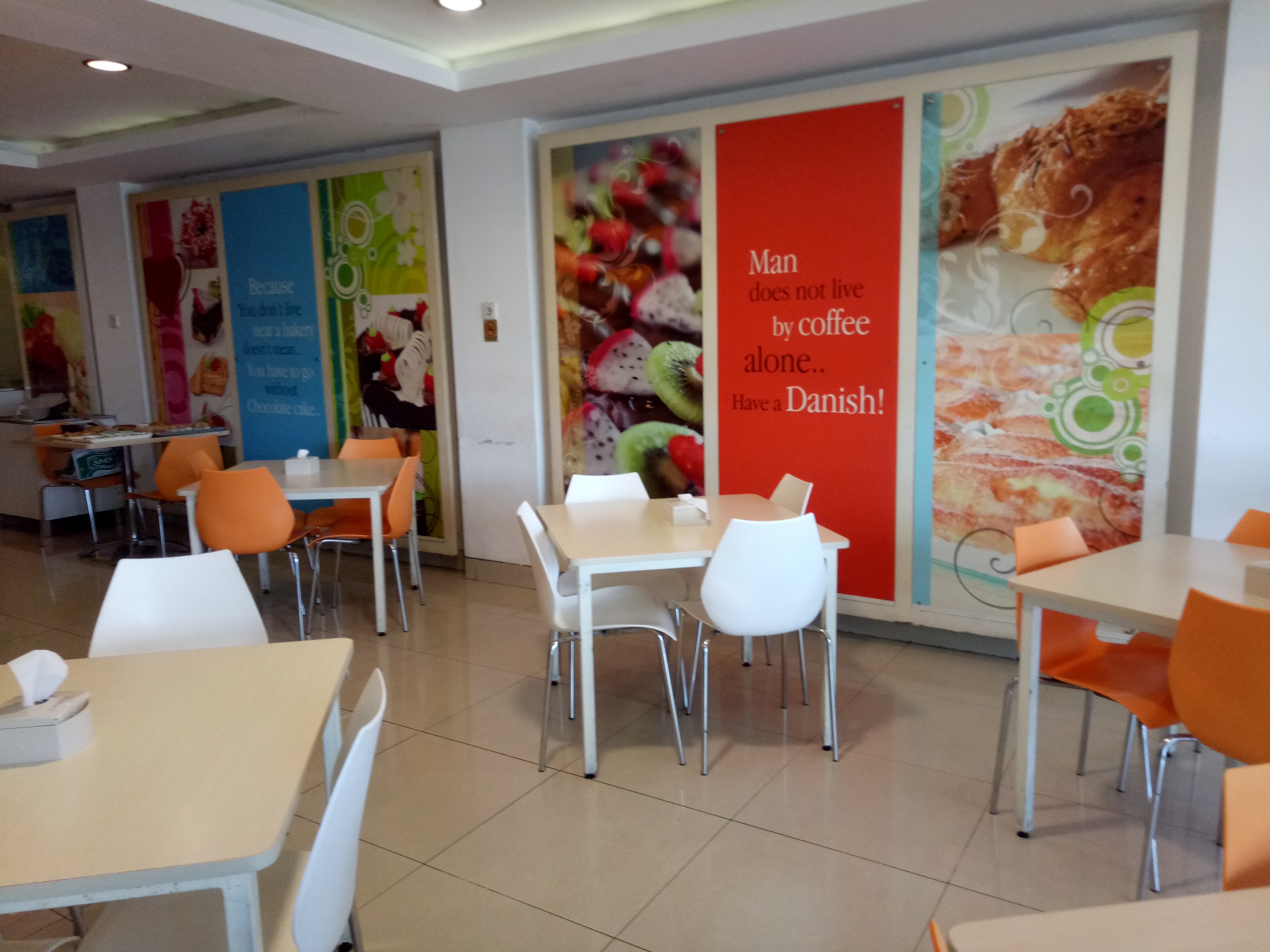 HOYA BAKERY, Padang - Restaurant Reviews, Phone Number HOYA BAKERY, Padang - Restaurant Reviews, Phone Number