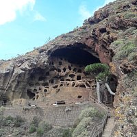 Le grottes