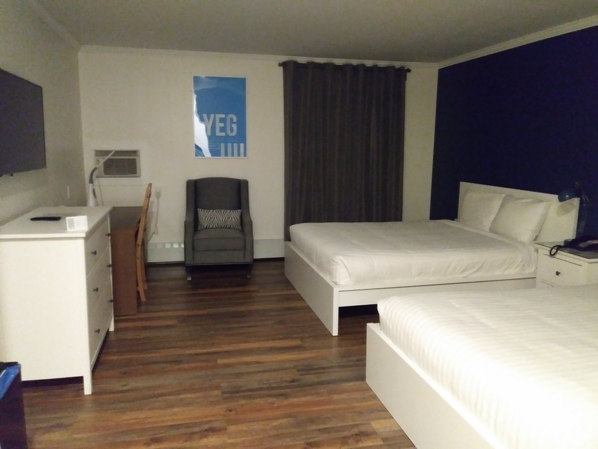 CLOUD 9 INN $59 ($̶6̶6̶) - Prices & Hotel Reviews - Whitecourt, Alberta