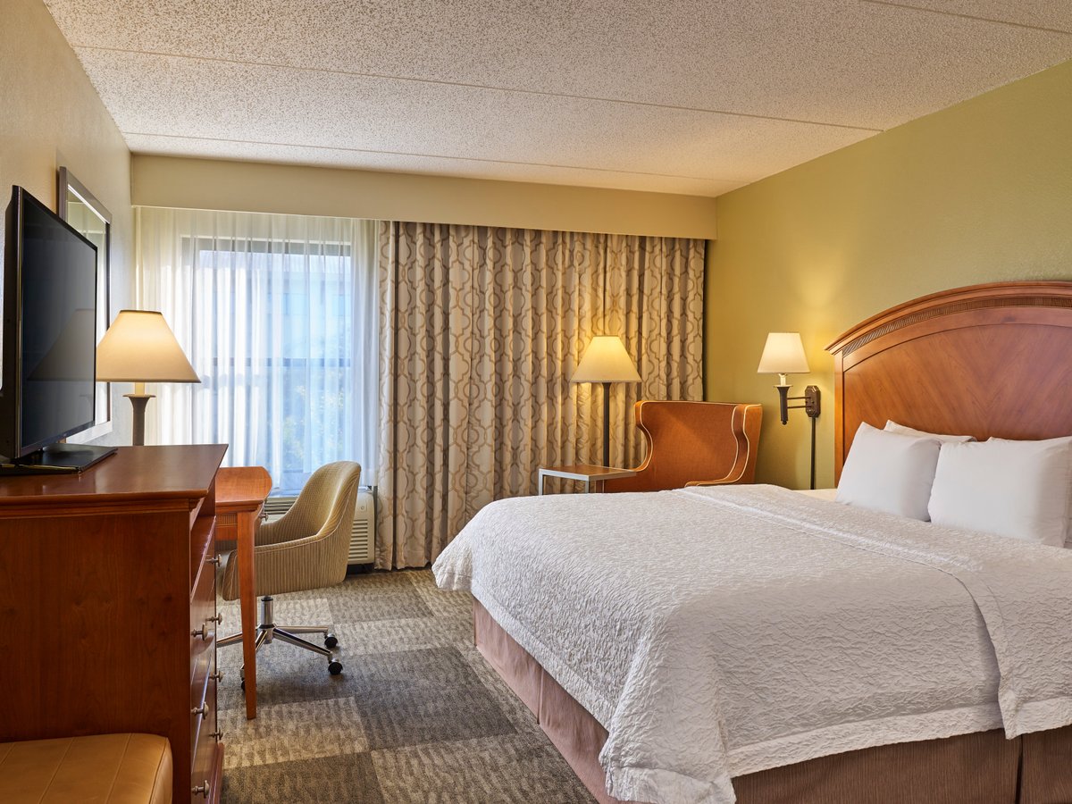 Hampton Inn San Antonio Stone Oak Rooms: Pictures & Reviews - Tripadvisor