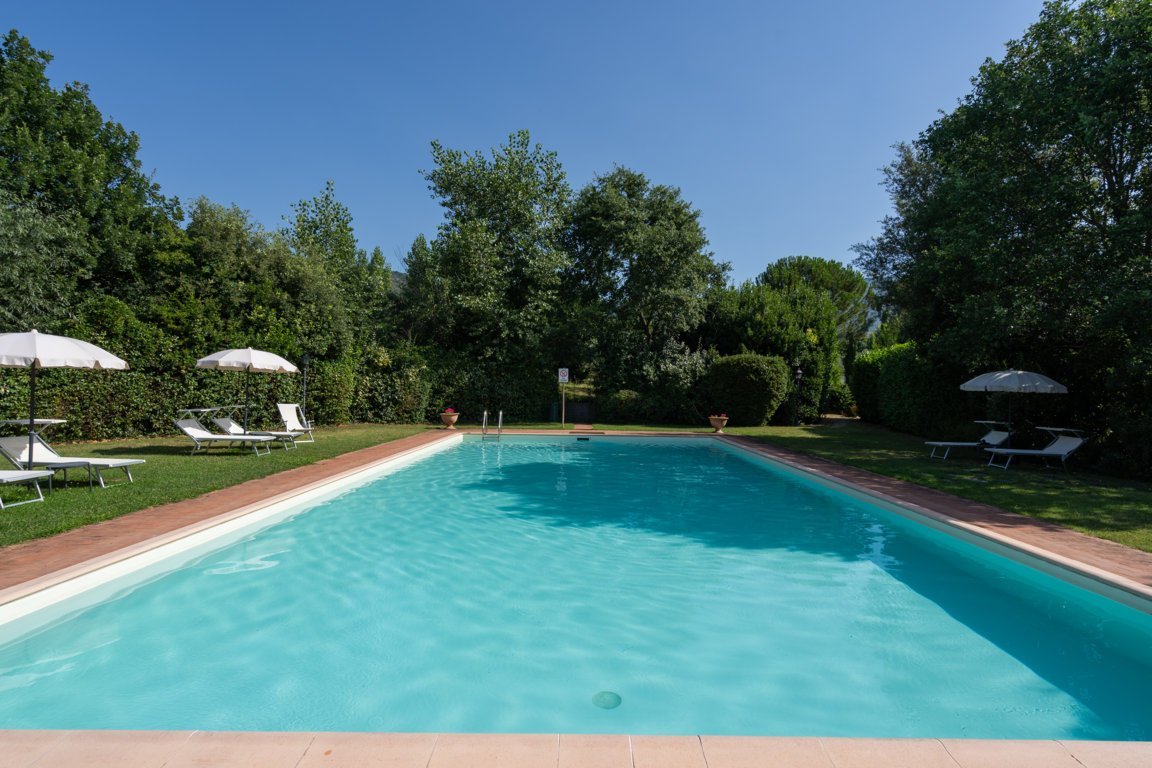 Villa Borgo San Pietro Pool: Pictures & Reviews - Tripadvisor