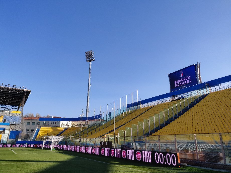 Parma, Italy. 05th Feb, 2023. Tardini Stadium, 05.02.23 Enrico Del Prato  (15 Parma) during the Serie B match between Parma and Genoa at Tardini  Stadium in Parma, Italia Soccer (Cristiano Mazzi/SPP) Credit