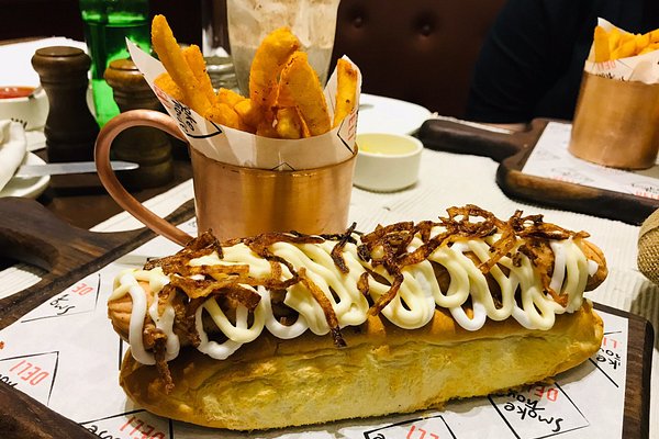 Best Hot Dog Places In Delhi