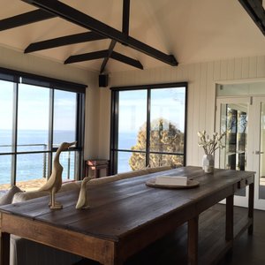 Enjoy the uninterrupted views of the Great Oyster Bay from our day bed.