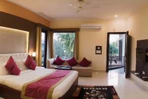 Room & Suite