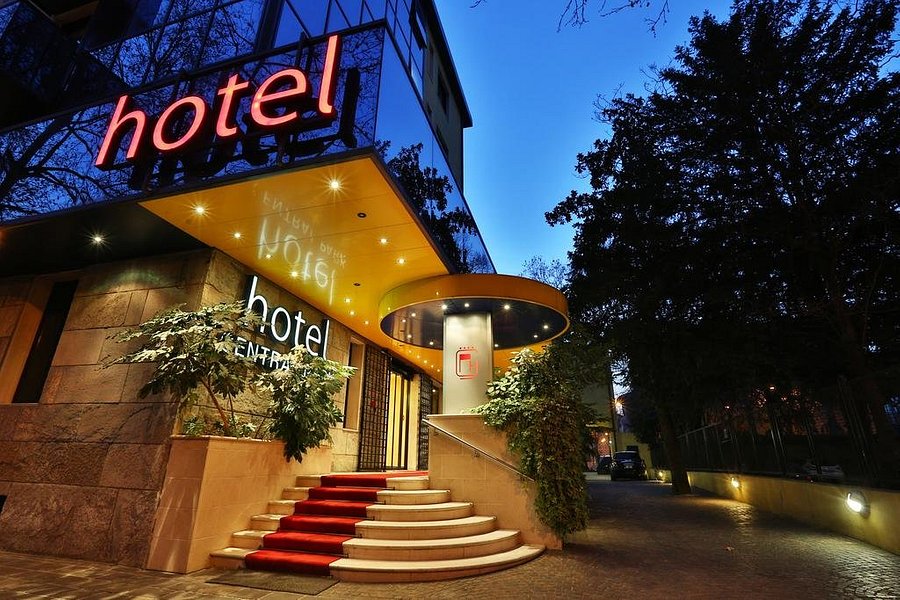 CENTRAL PARK HOTEL - Prices & Reviews (Modena, Italy)