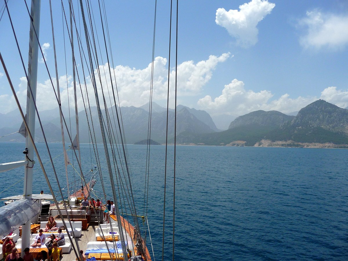 catamaran tour antalya