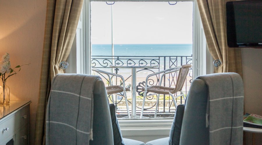 Double Deluxe Ensuite with Sea View and Private Balcony