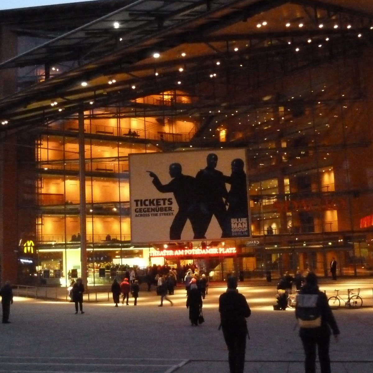 Stage Theater am Potsdamer Platz, Берлин: лучшие советы перед посещением -  Tripadvisor