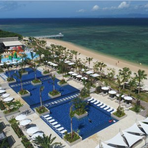 FUSAKI BEACH RESORT HOTEL &amp; VILLAS, hotel in Japan