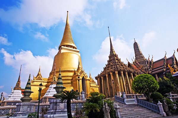 Temple of the Emerald Buddha (Wat Phra Kaew) image