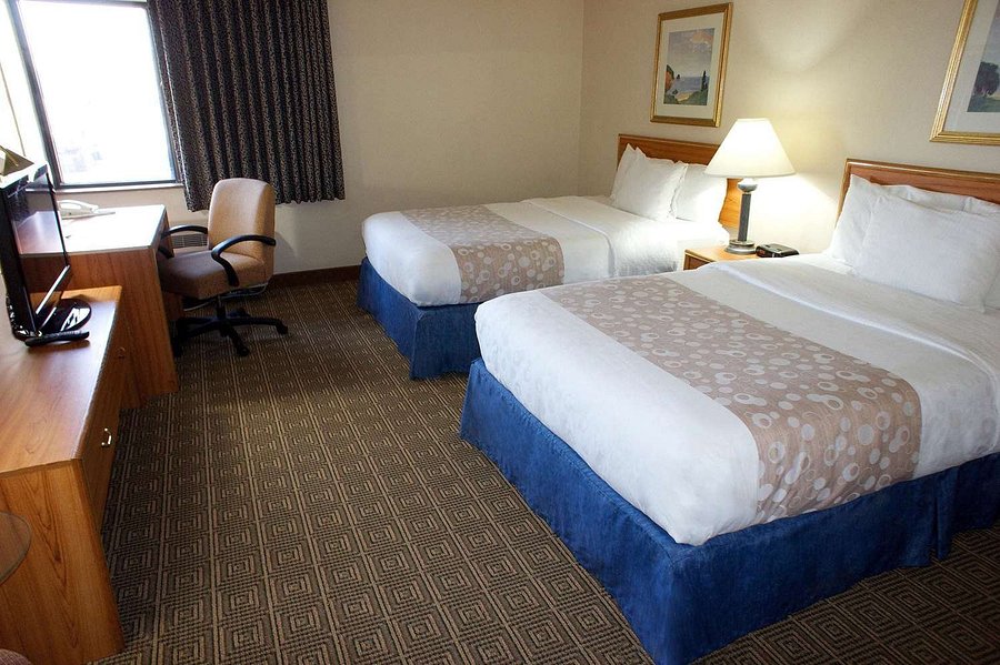 QUINTA INN WYNDHAM PLEASANT PRAIRIE KENOSHA  54     6  6    Prices