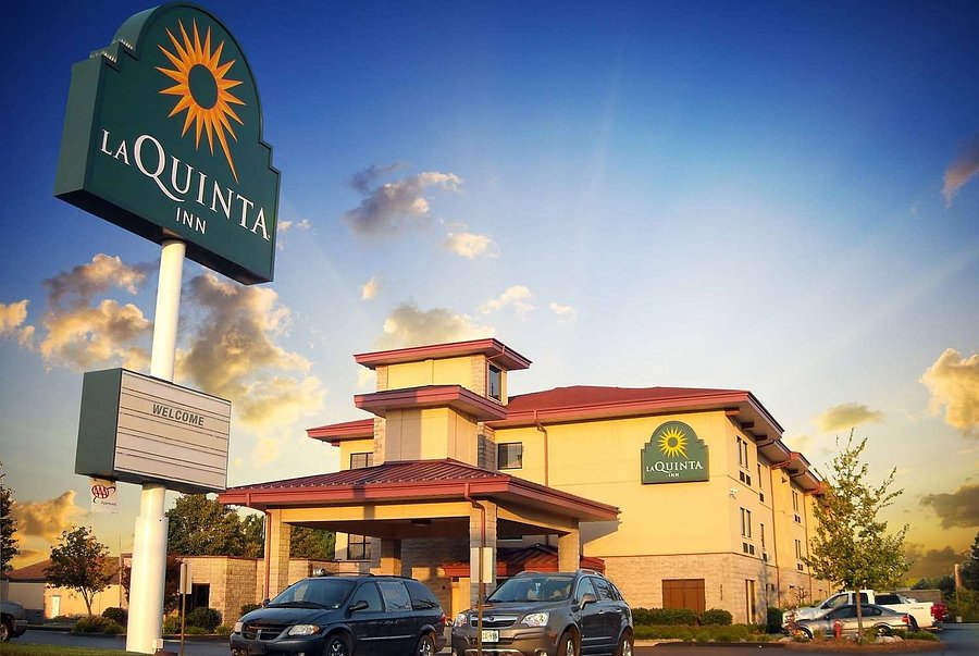 La Quinta Inn Suites By Wyndham Springfield South 76 9 9 Updated 2020 Prices Hotel Reviews Mo Tripadvisor