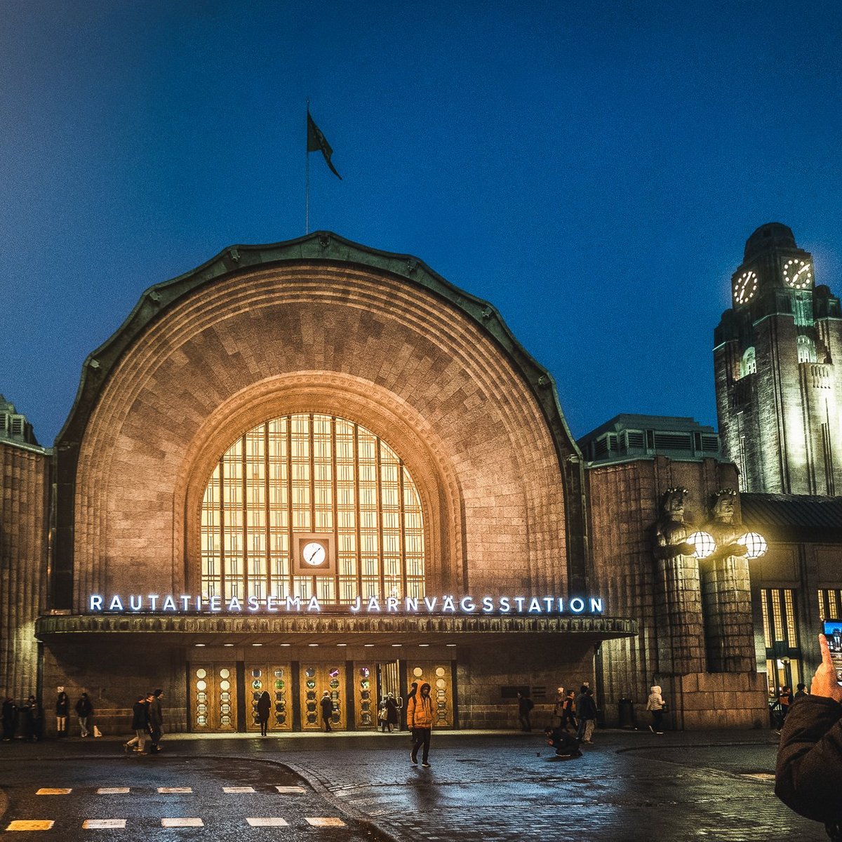 Helsinki Central Railway Station: All You Need to Know