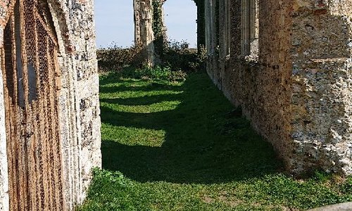 Beautiful church, interesting history, lovely walk to and from church.