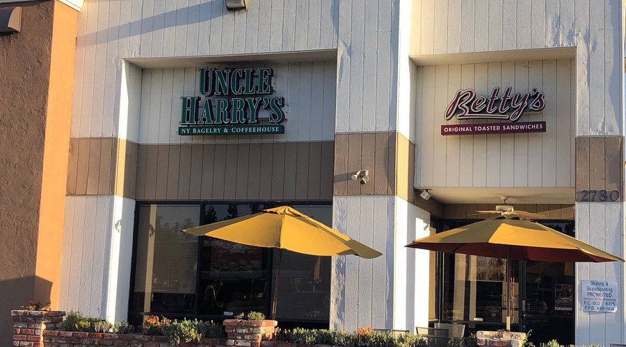 Uncle Harry's New York Bagelry and Coffeehouse