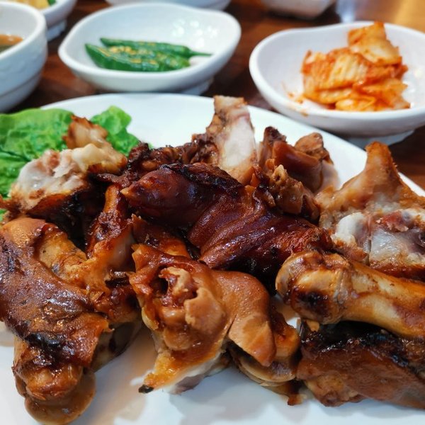 THE 10 BEST Restaurants Near Grand Hyatt Jeju (Updated 2024)