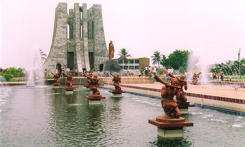 The Kwame Nkrumah Mausoleum in Accra holds the remains of Osagyefo (the Messiah) Dr Kwame Nkrumah, Ghana’s first president and one of its founding fathers. A national park was built in his memory on the site where Nkrumah declared independence in 1957.Along with the mausoleum where Ghana’s first president and his wife were laid to rest, there are also a number of fountains and statues around the site dedicated to Nkrumah, as well as a museum tracing his life.