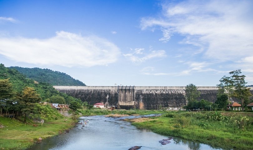 Khun Dan Prakan Chon Dam image