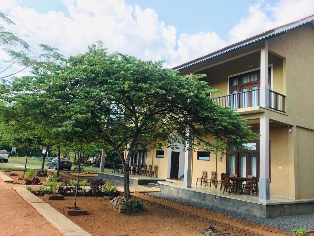 Castle Rock Hotel Sigiriya image