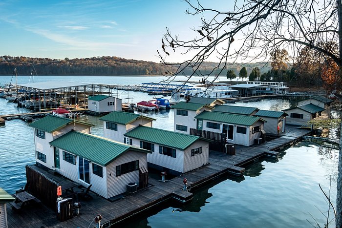 Silo Suites — Patoka Lake Marina & Lodging