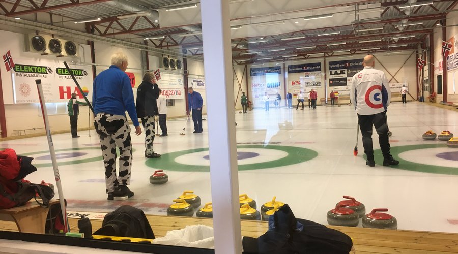 Stange curling hall
