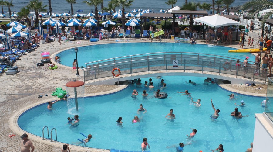 Enjoy your day by the pool 