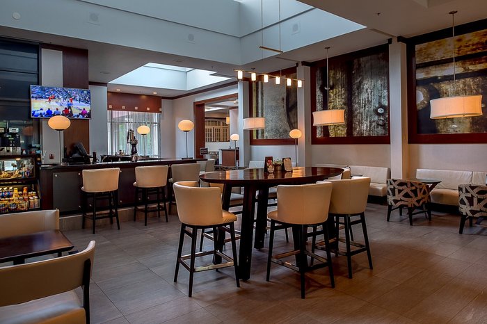 Marriott St. Louis West Bar or Lounge: Pictures & Reviews - Tripadvisor