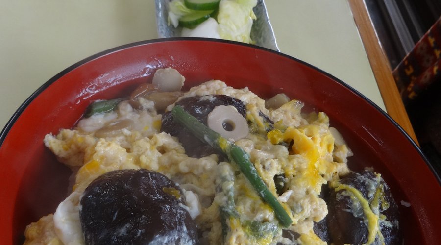 しんたけどんぶり850円