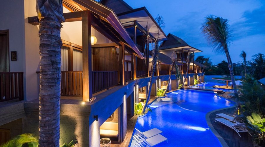 Swimming Pool & Lagoon Pool with Pool Bar