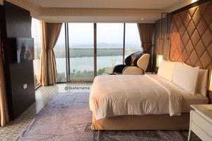 Room & Suite