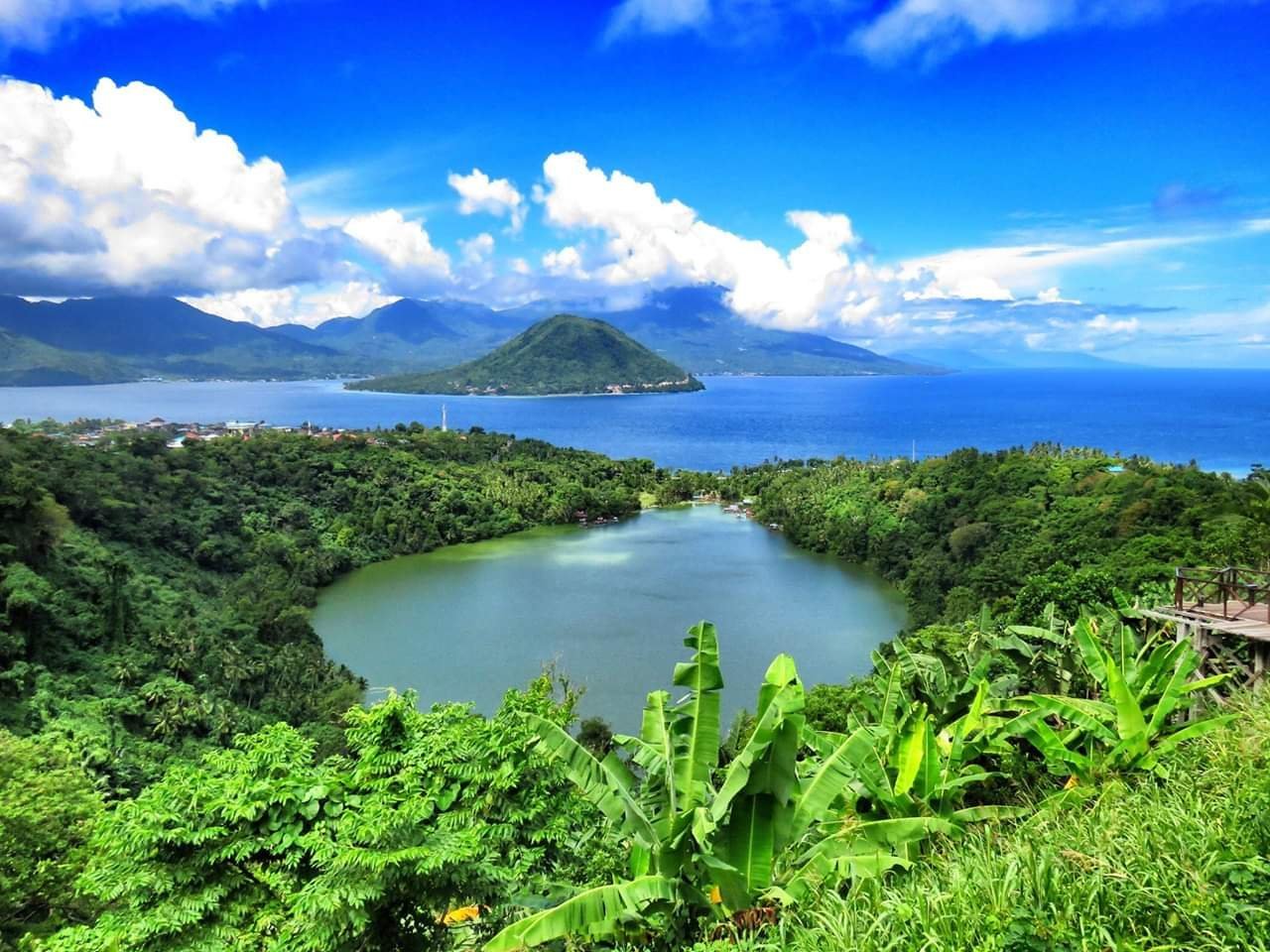 Exploring the Islands of North Maluku - A brief overview of the North Maluku Islands geography and culture