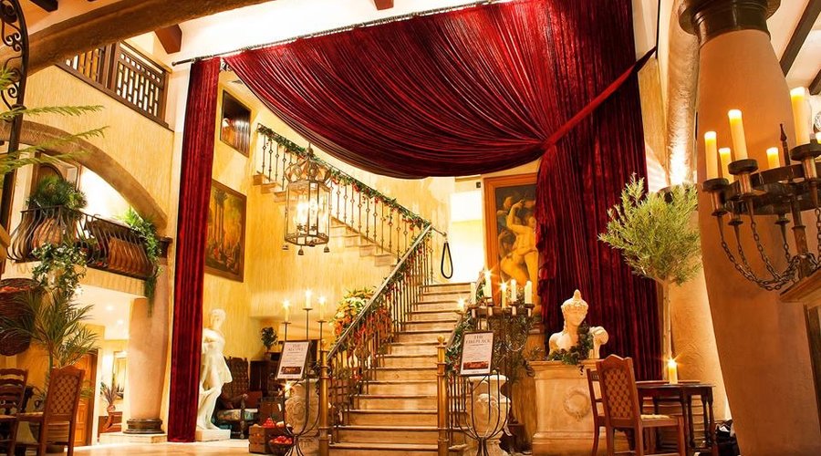 Main Bar 