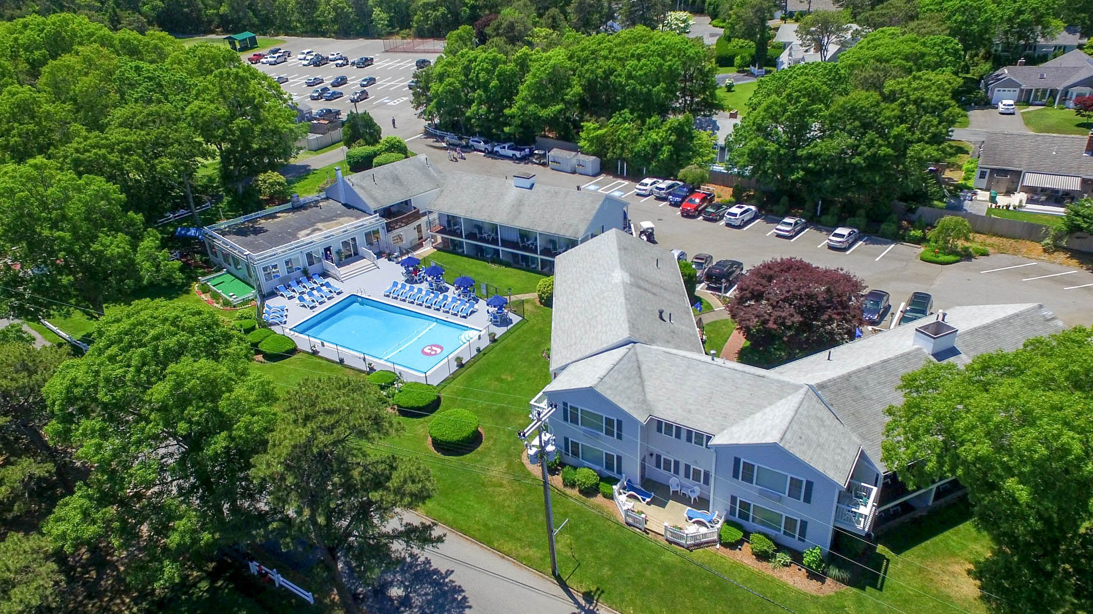 BLUE ROCK RESORT - Updated 2024 Prices & Hotel Reviews (Cape Cod/South ...