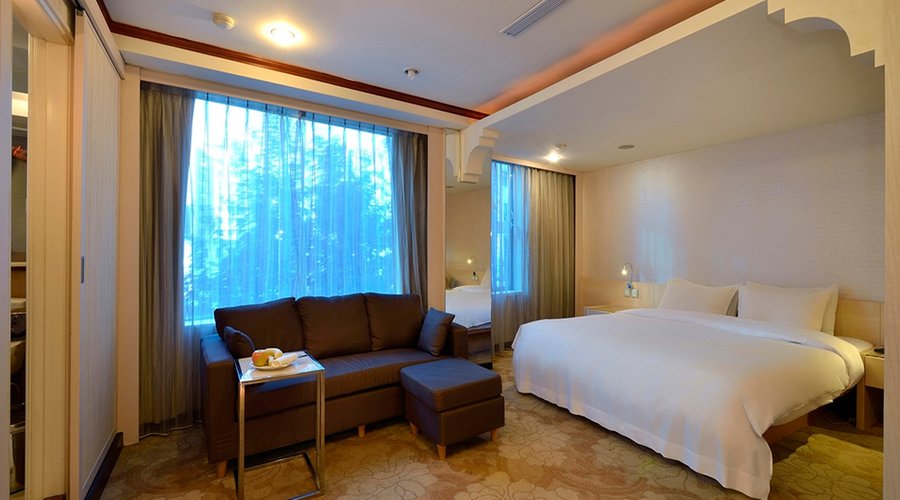 요미 호텔 (YoMi Hotel, Zhongshan District) - 호텔 리뷰 & 가격 비교