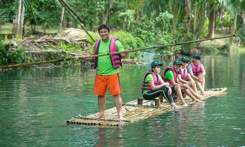 สนุกและชิลกับกิจกรรมล่องแพบ้านวังหอน จังหวัดนครศรีธรรมราช สถานที่ท่องเที่ยวเหมาะสำหรับการพักผ่อนเพื่อชาร์จพลังให้กับชีวิต แถมลงเล่นน้ำเย็น ๆ ให้เพลินใจ