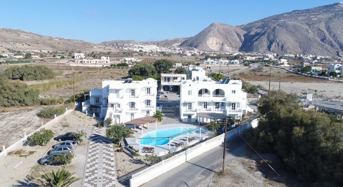 Nostos Studios $122 ($̶1̶4̶7̶) - Santorini/Emporio, Greece Condominium ...