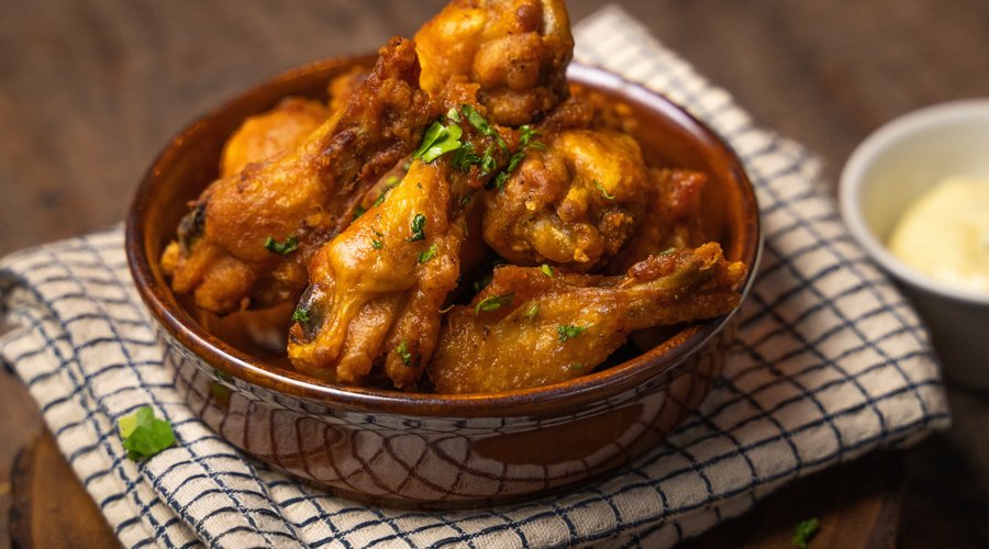 Fried chicken wings