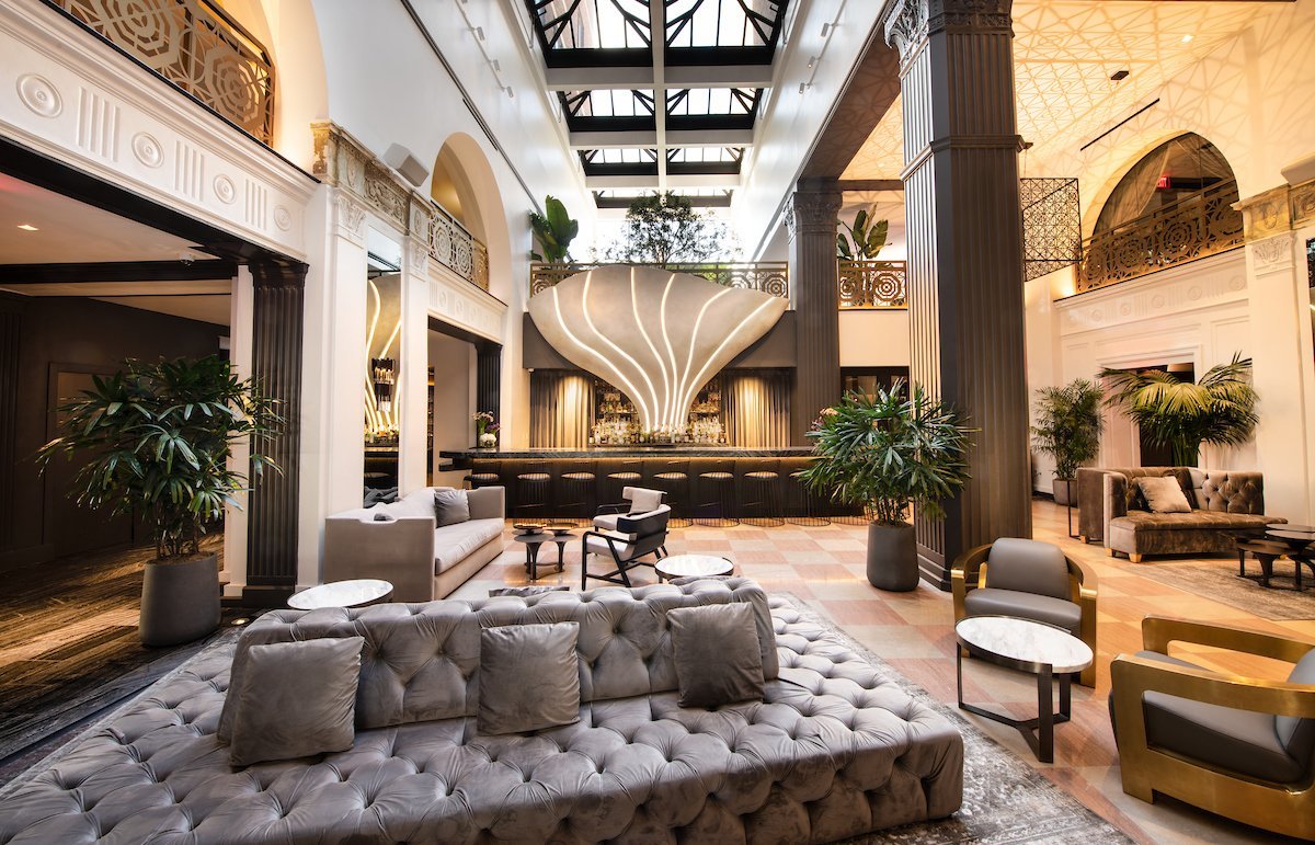 The Mayfair Hotel Los Angeles by null