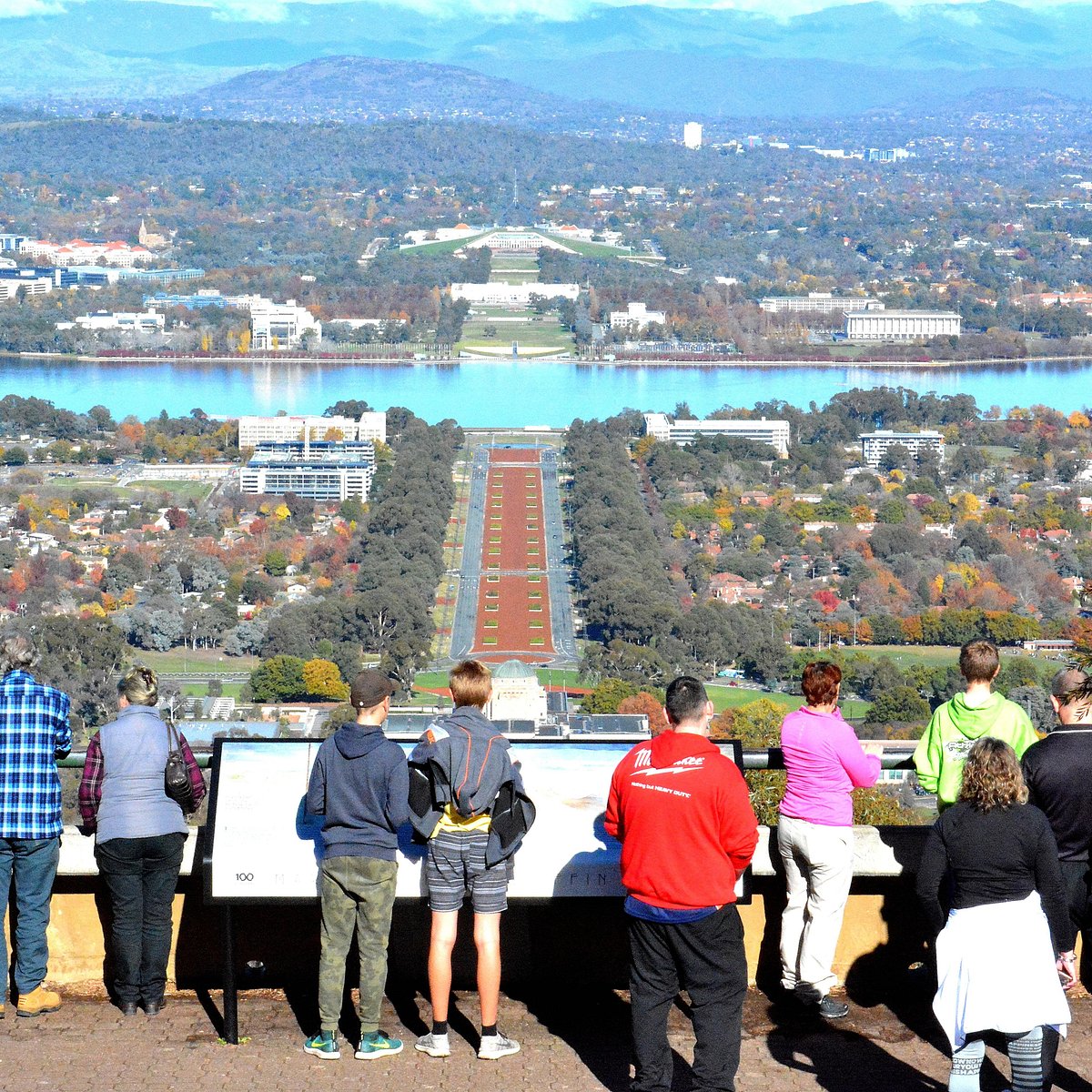 day tours canberra act