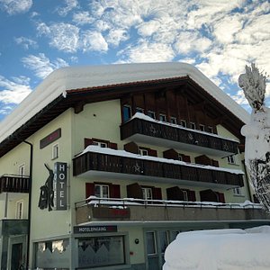 Aussenansicht Winter Sport-Lodge Klosters