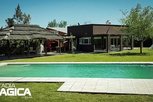 Piscina y playa