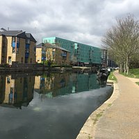 Mile End Park lungo il Regent's Canal