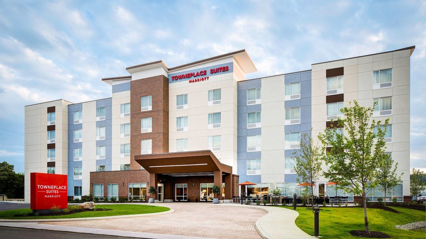 TOWNEPLACE SUITES BY MARRIOTT CEDAR RAPIDS MARION $151 ($̶1̶6̶9̶ ...