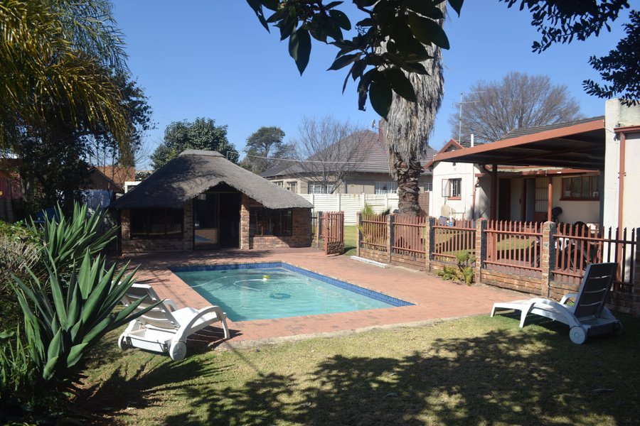 DOENY LODGE - Reviews (Kempton Park, South Africa) - Tripadvisor