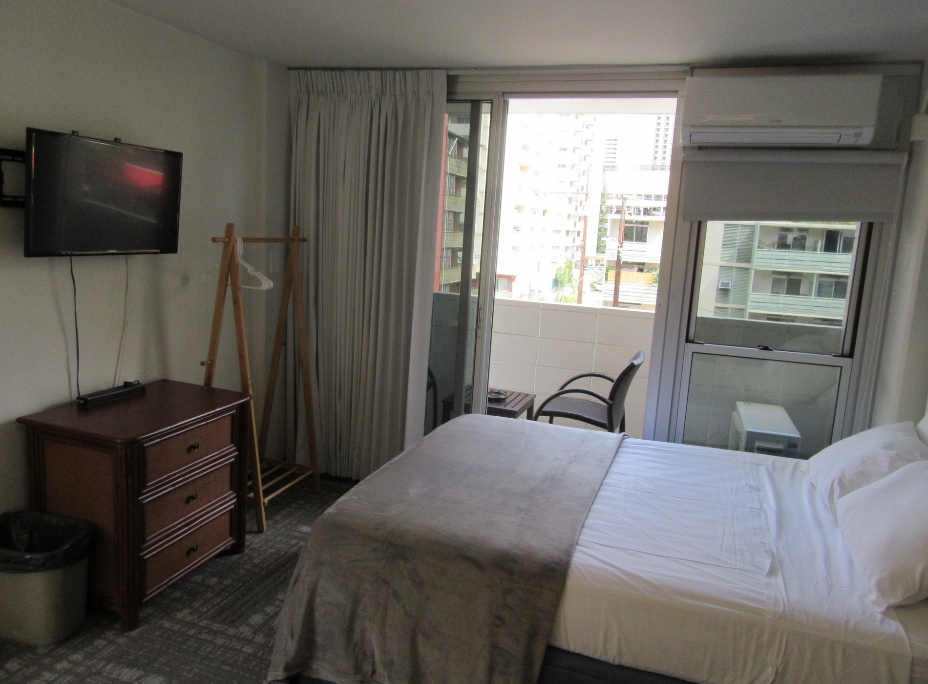 Waikiki Central Hotel by null